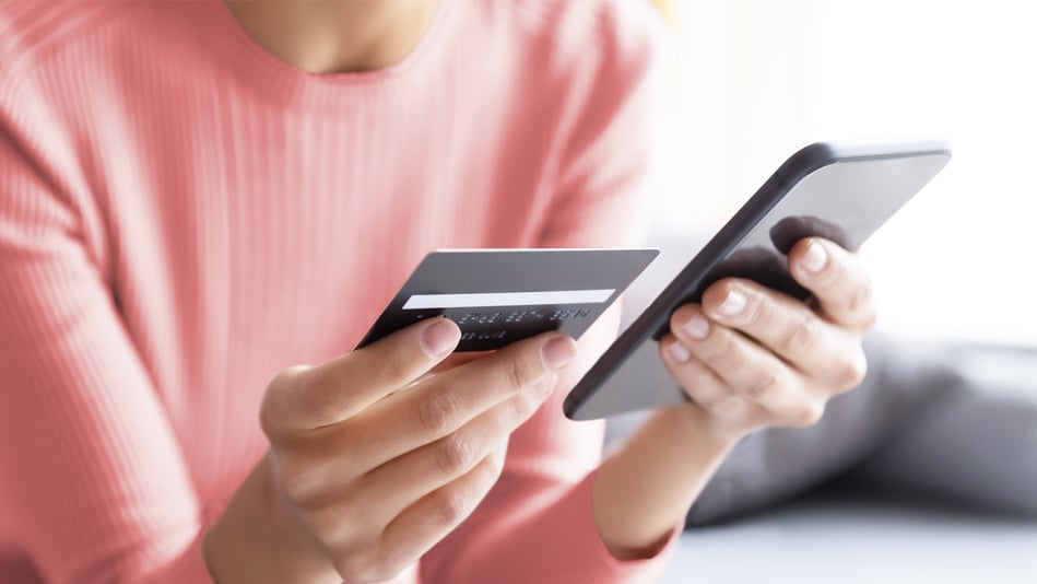woman-making-digital -payment